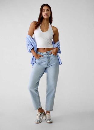 Джинсы женские  slim mom stradivarius