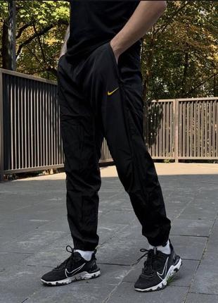 Нейлонові штани nike nocta