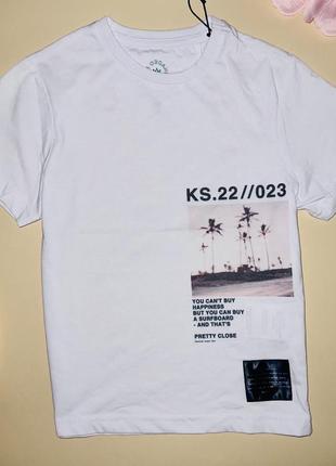 Футболка білого кольору з принтом для хлопця бренду kronstadt // розмір: 5-6 років (110-116)7 фото