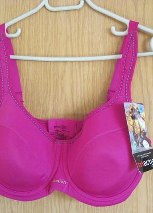 Новый спортивный бюстгалтер "triaction energy triumph"