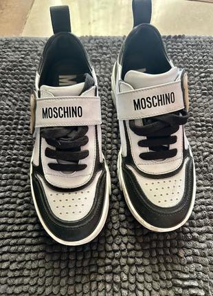 Кросівки для підлітка moschino