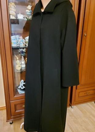 Демисезонное пальто, шерсть 90%