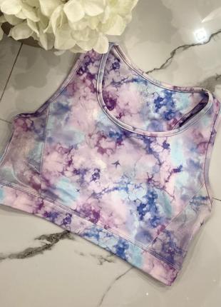 Спортивный топ