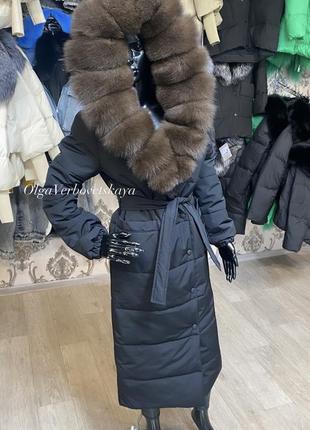 Пальто пуховик с песцом