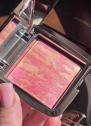 Рум'яна Hourglass румʼяна at night (luminous flush) 4.2 g