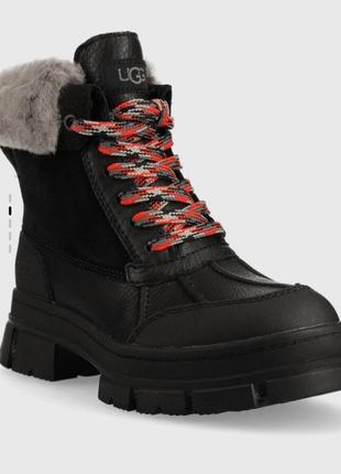 Ugg w ashton addie boots