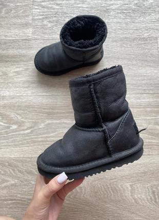 Оригинальные кожаные на овчине зимние сапоги ugg на девочку / мальчика 25