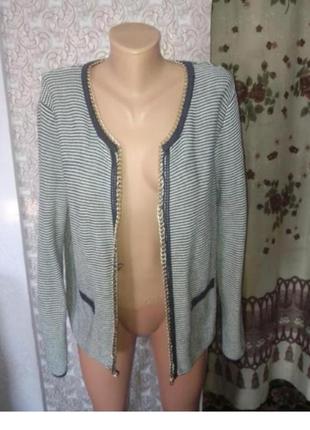 Гарний кардиган від atmosphere.