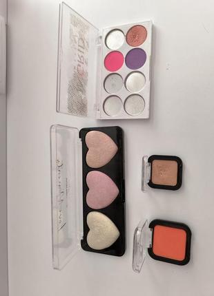 Лот косметики kiko + подарок