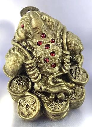 Жаба фэн-шуй для привлечения богатства с монетой (5,1х7,5х6,5 см)