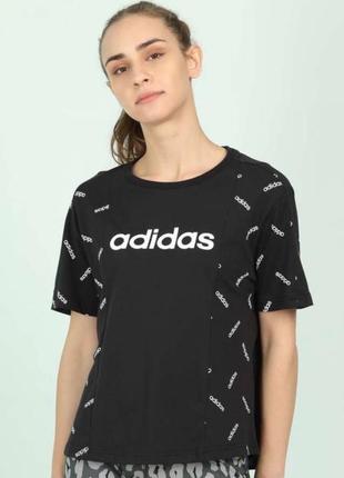 Футболка жіноча adidas