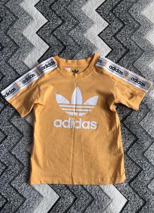 Футболка adidas