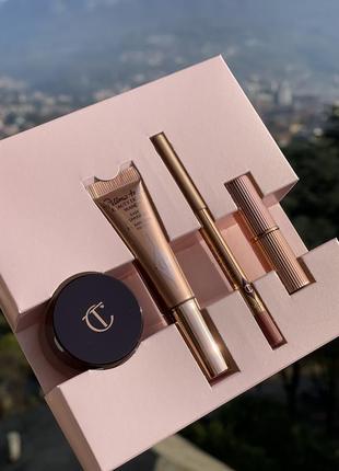 Набір декоративної косметики charlotte tilbury pillow talk icons on the go kit