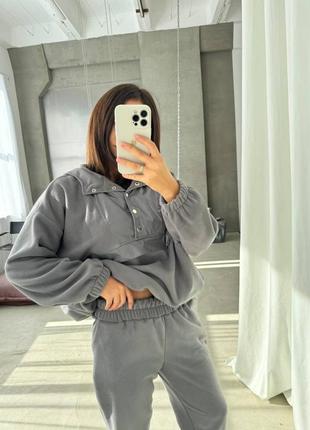 Спортивный флисовый женский костюм