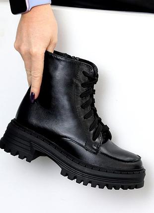 Демисезонные женские ботинки натуральная кожа черного цвета, ботинки женккие демисезонные на флисе 22759