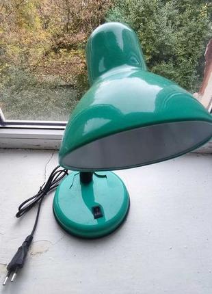 Лампа настольная