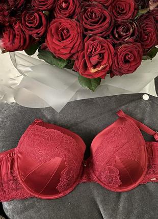 Бюстгальтер