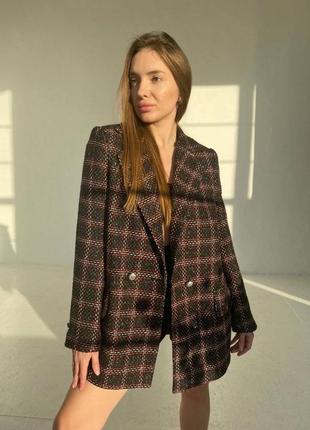 Продаю дуже якісний офісний твідовий костюм