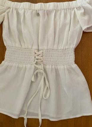 Топ, топик, кроп-топ, майка, білий, стильний, модний, брендовий, трендовий, класичний, guess.