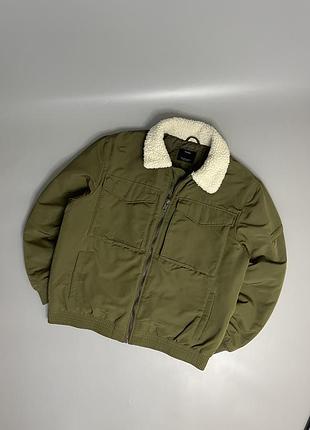 Тепла базова куртка шерпа bershka, хакі, оливкова, з коміром, з кишенями, бомбер, на підкладці
