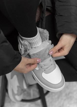 Зимние женские кроссовки amanda white/grey, зимние кожаные кроссовки, кроссовки кожаные утепленные, зимняя женская обувь, air nike кроссовки4 фото