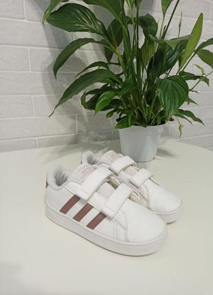 Кросівки adidas bryant 27р