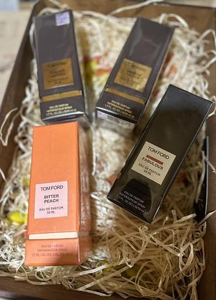 Парфюмированная вода ваниль  комплект из четырех флаконов