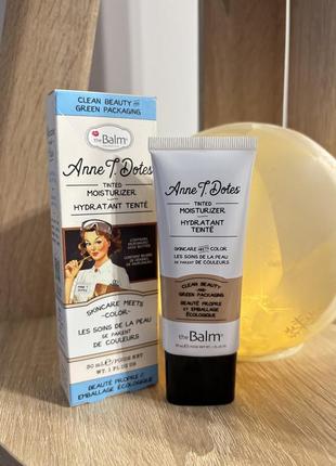 Распродажа! увлажняющий тональный крем для лица thebalm anne t. dotes tinted moisturizer в оттенке 18