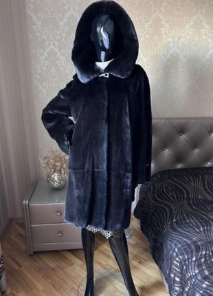 Норковая шуба blackglama