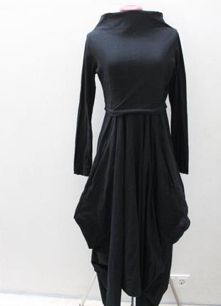 Сукня асиметрична з пишною спідницею цікава сукня плаття асиметричне