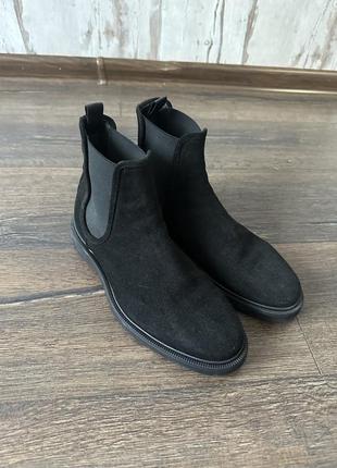 Чоботи челсі