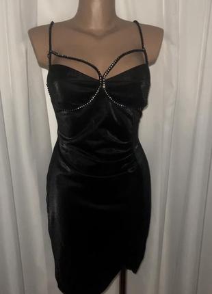 Мини платье со стразами от river island