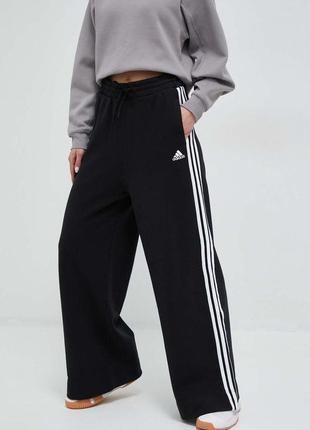 Клешные брюки adidas оригинал