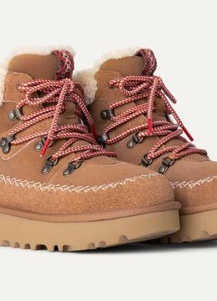Зимові черевики ugg classic alpine lace up