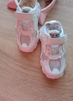 Білі кросівки 👍 2