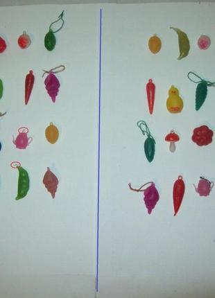 Ялинкові іграшки малютка пластмаса срср