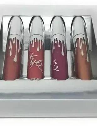 Набор помад kylie holiday edition lip kit 4 шт1 фото