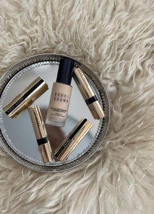 Bobbi brown тональний засіб spf15