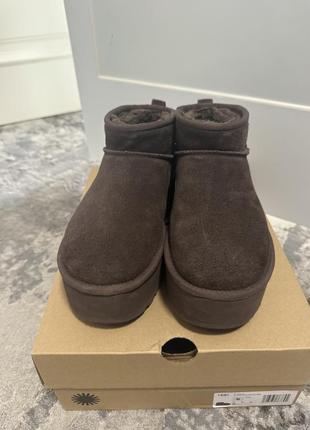 Ugg Sandal