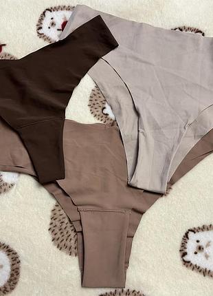 Набор бесшовных трусиков размер м
