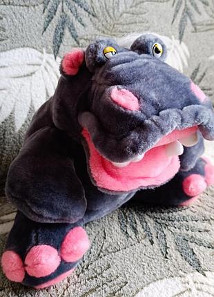 М'яка іграшка бегемот
