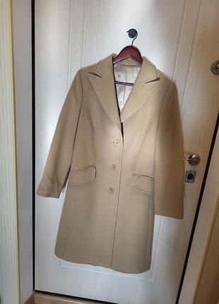Шерстое пальто sintesis