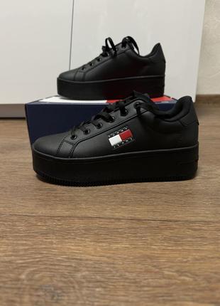 Кожаные кеды кроссовки tommy jeans оригинал