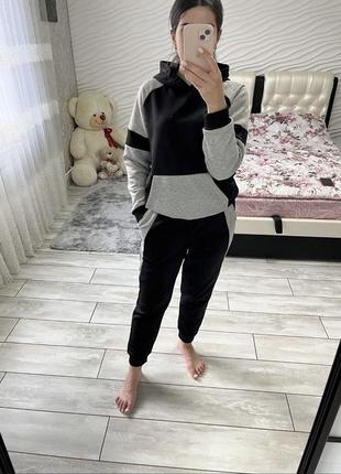 Спортивные костюмы