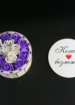 Мыльные розы в деревянной коробочке