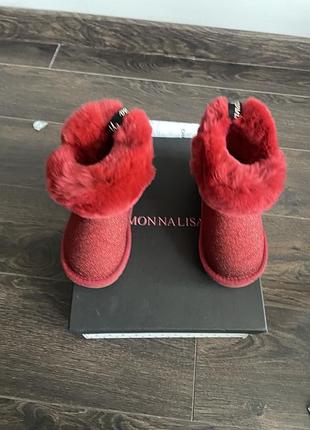 Зимове взуття для дівчинки