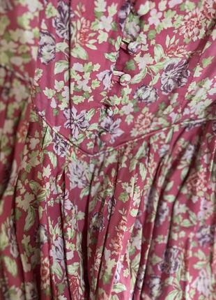 Вінтажна квіткова сукня на гудзиках від laura ashley3 фото