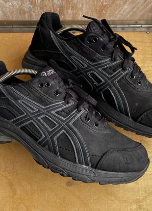 Кросівки Кросівки asics оригінал 40