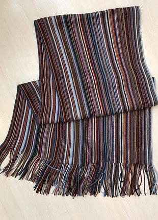 Шарф в наличии.