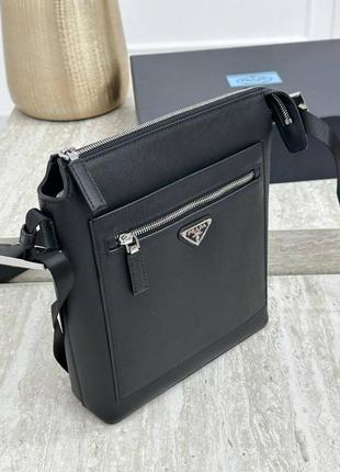 Чоловічі сумки prada